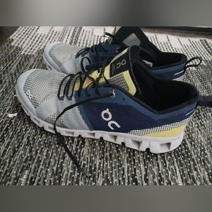Men ON Cloud Sneakers Cloud X Shift size 11
